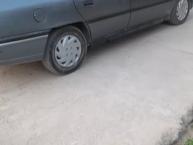 Opel Vectra A 1, avtobaza.tj