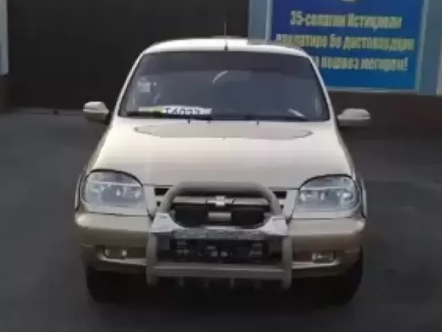 Chevrolet Niva, 2006 1, avtobaza.tj