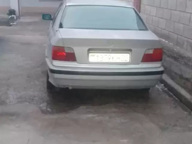 BMW 3 Series 318, 1991 1, avtobaza.tj