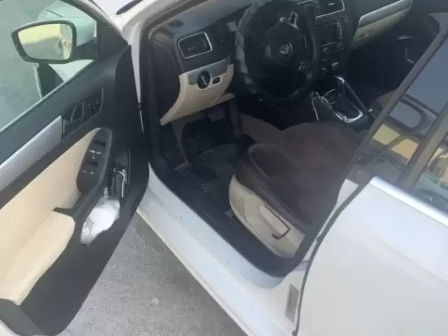 Volkswagen Jetta, 2011 1, avtobaza.tj