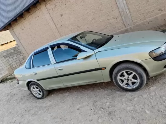 Opel Vectra B 1, avtobaza.tj