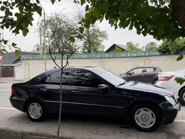 Mercedes-Benz E class, 2003 1, avtobaza.tj