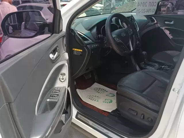 Hyundai Santa Fe, 2015 1, avtobaza.tj
