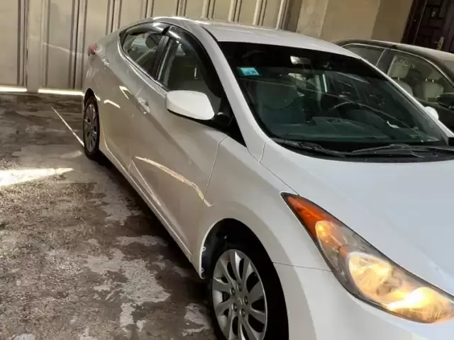 Hyundai Elantra, 2013 1, avtobaza.tj