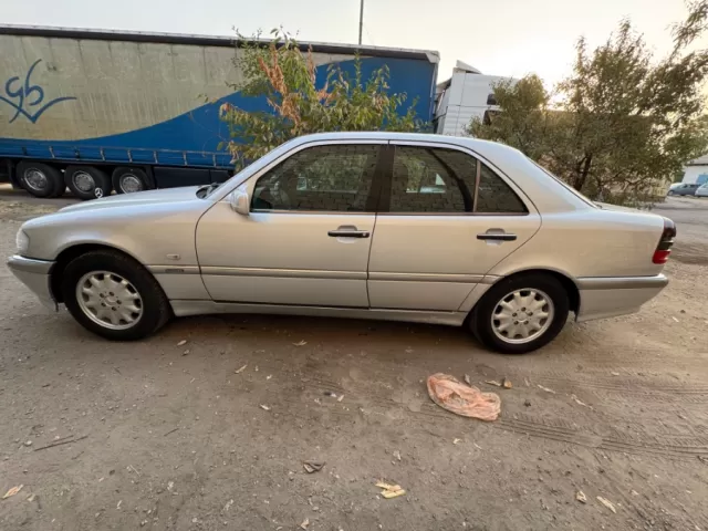 Mercedes-Benz C class, 1999 1, avtobaza.tj