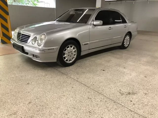 Mercedes-Benz E class 1, avtobaza.tj