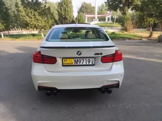 BMW 3 Series 320i, 2012 1, avtobaza.tj