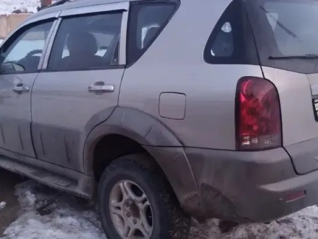 SsangYong Rexton 1, avtobaza.tj