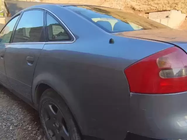 Audi A6 allroad, 2000 1, avtobaza.tj
