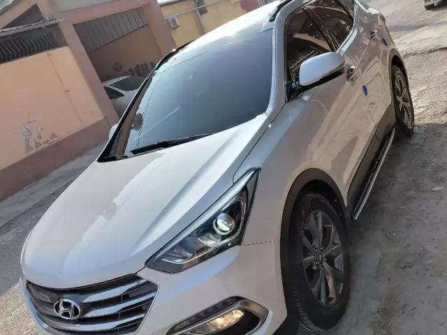 Hyundai Santa Fe, 2016 1, avtobaza.tj