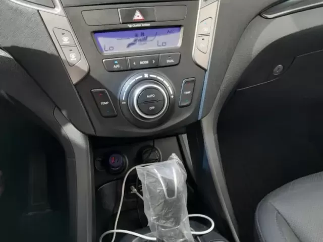 Hyundai Santa Fe, 2015 1, avtobaza.tj