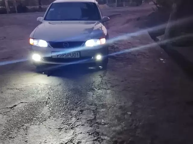 Opel Vectra B, 1999 1, avtobaza.tj Opel Vectra B, 1999 1, avtobaza.tj