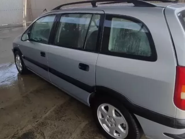 Opel Zafira 1, avtobaza.tj