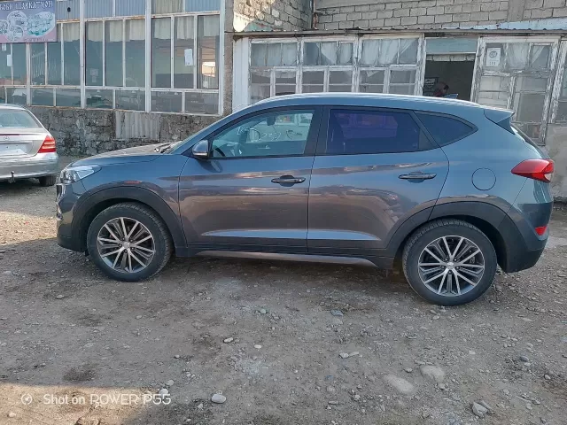 Hyundai Tucson, 2015 1, avtobaza.tj