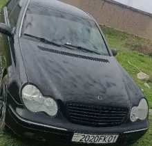 Mercedes-Benz C class, 2000 в Яван 
