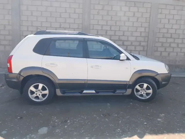 Hyundai Tucson 1, avtobaza.tj