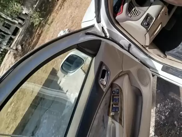 Nissan Sylphy, 2000 1, avtobaza.tj