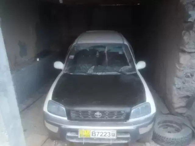 Toyota RAV 4, 1998 1, avtobaza.tj