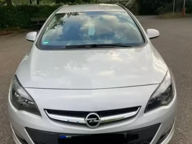 Opel Astra J, 2016 1, avtobaza.tj