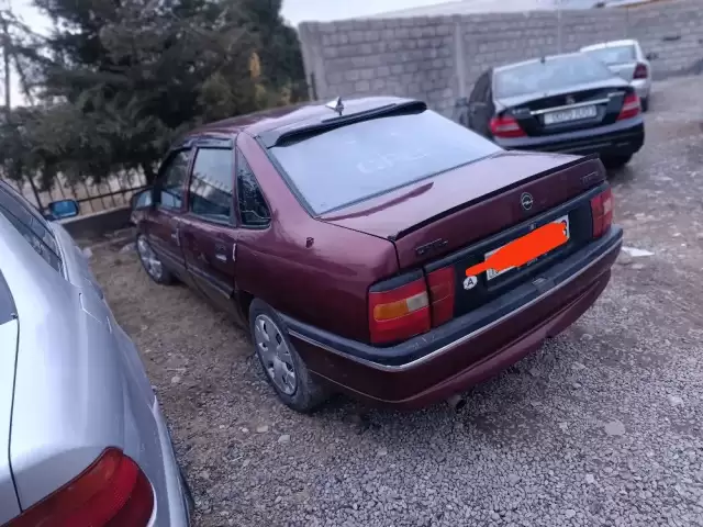 Opel Vectra A, 1995 1, avtobaza.tj
