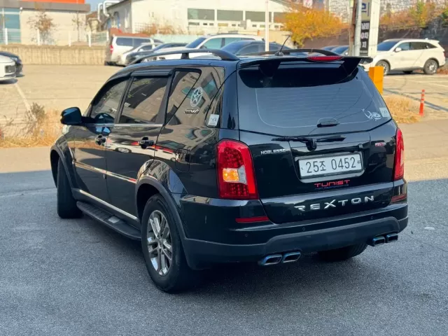 SsangYong Rexton, 2016 1, avtobaza.tj