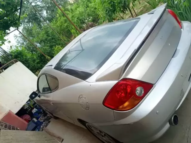 Hyundai Tiburon, 2005 1, avtobaza.tj