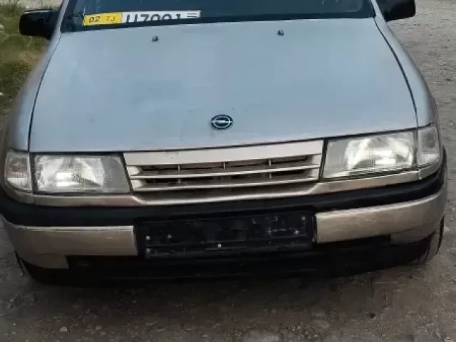 Opel Vectra A 1, avtobaza.tj