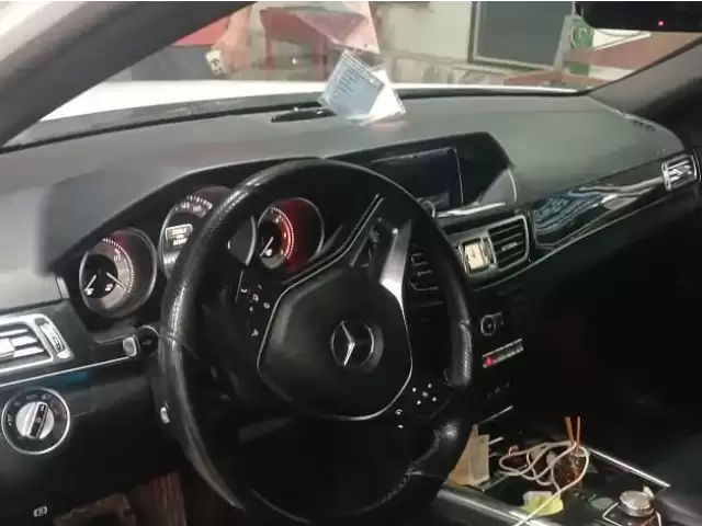 Mercedes-Benz E class, 2014 1, avtobaza.tj