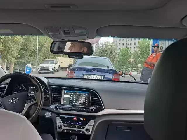 Hyundai Avante, 2016 1, avtobaza.tj