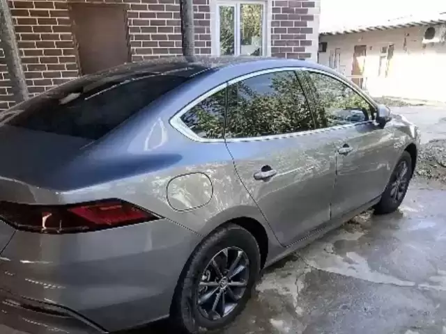 BYD Qin Plus, 2025 1, avtobaza.tj