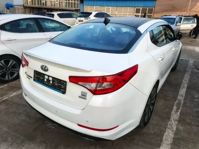 Kia K5, 2011 1, avtobaza.tj