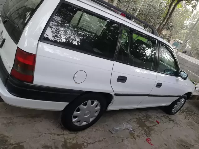 Opel Astra F 1, avtobaza.tj