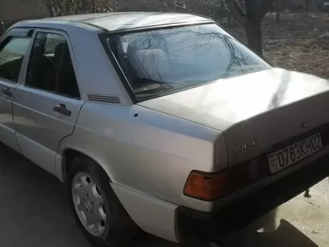 Mercedes-Benz W201, 1988 1, avtobaza.tj