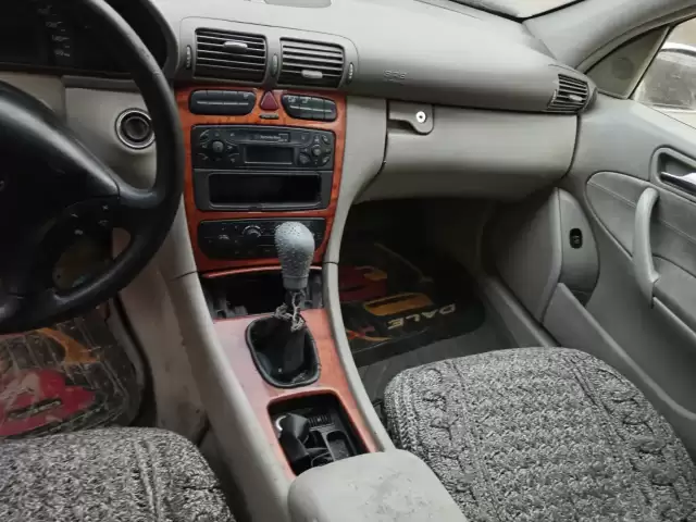 Mercedes-Benz E class, 2002 1, avtobaza.tj