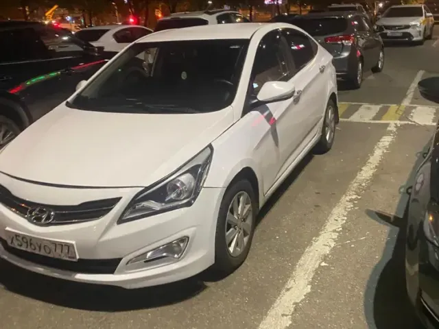 Hyundai Solaris 1, avtobaza.tj