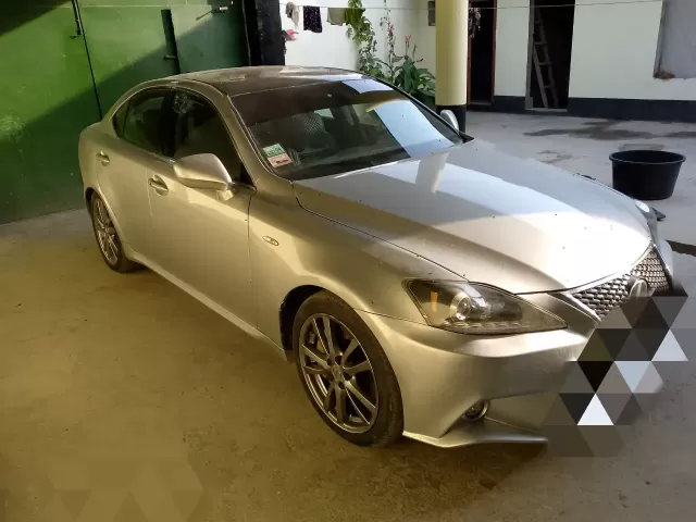 Lexus IS series 1, avtobaza.tj