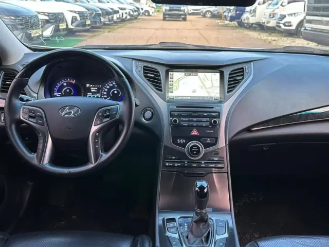 Hyundai Grandeur, 2015 1, avtobaza.tj