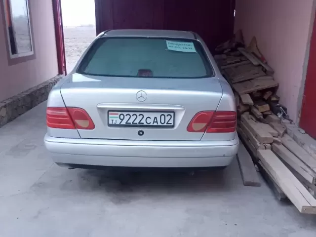 Mercedes-Benz E class, 1996 1, avtobaza.tj