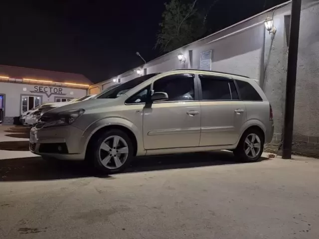 Opel Zafira 1, avtobaza.tj