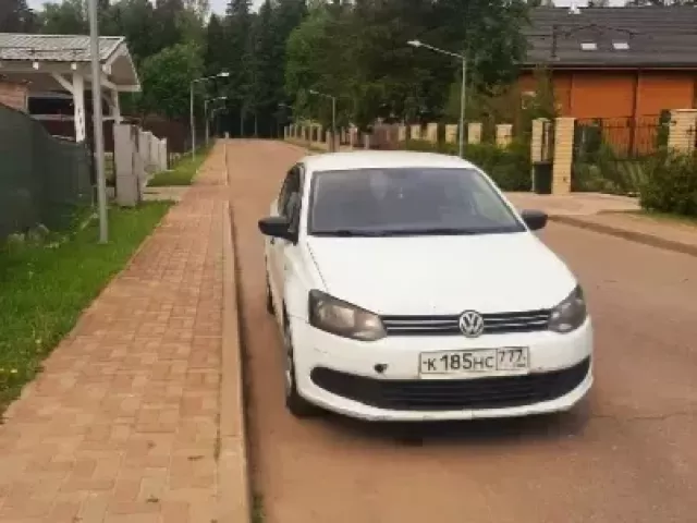 Volkswagen Polo 1, avtobaza.tj