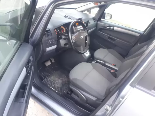 Opel Zafira 1, avtobaza.tj