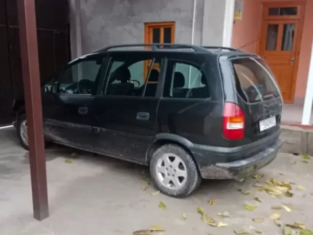 Opel Zafira 1, avtobaza.tj