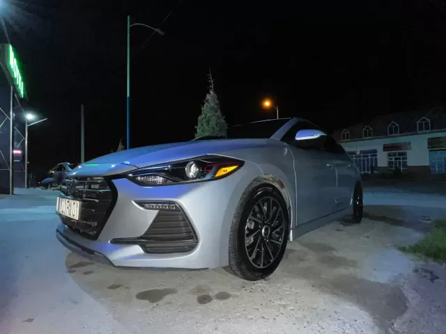 Hyundai Elantra, 2018 1, avtobaza.tj