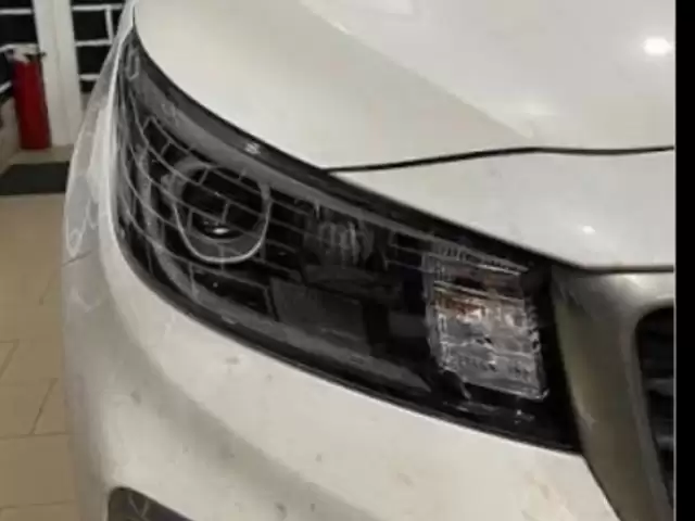 Фары от Kia Carnival 1, avtobaza.tj