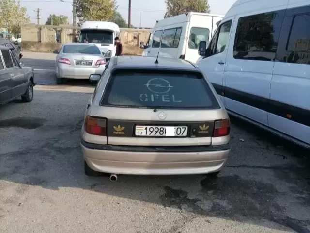 Opel Astra F 1, avtobaza.tj