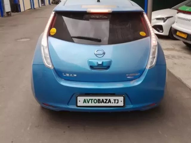 Nissan Leaf 1, avtobaza.tj