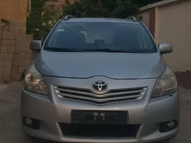 Toyota Corolla 1, avtobaza.tj