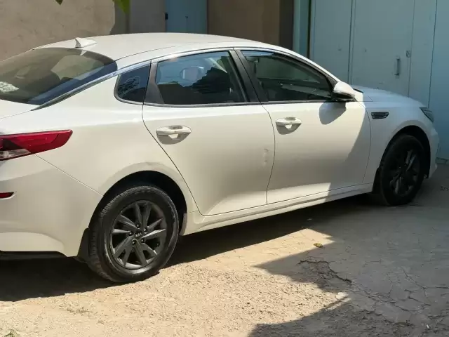 Kia Optima, 2018 1, avtobaza.tj