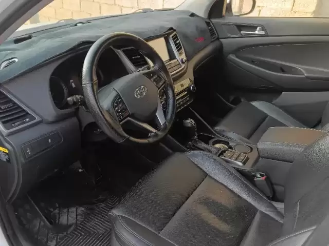 Hyundai Tucson, 2015 1, avtobaza.tj