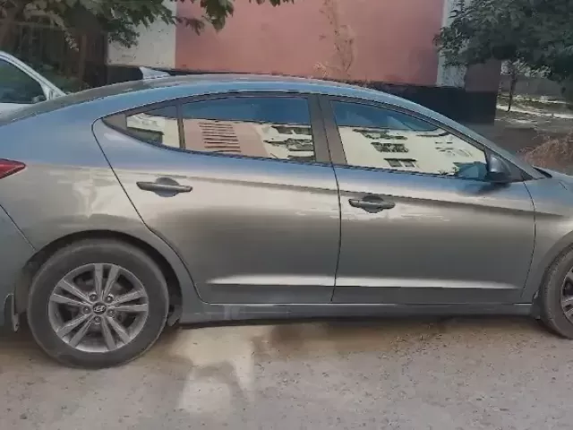 Hyundai Elantra 1, avtobaza.tj